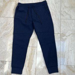 American eagle joggers